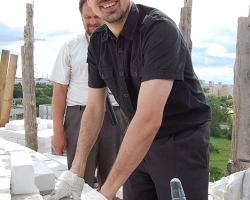 Последние три кирпичика. 2012 год.