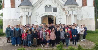 Паломничество в Лавришевский монастырь и в церковь-крепость Мурованка