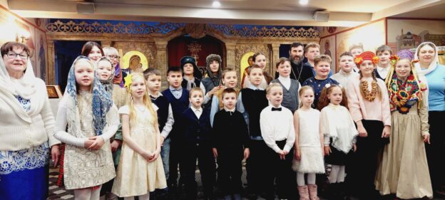 Сияние Вифлеемской звезды: воспитанники воскресной школы отпраздновали Рождество ХристовоПодробнее