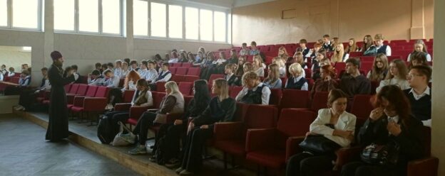 В рамках «Уроков духовности»: встреча в Лицее №1 г. ГродноПодробнее