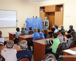 11 января 2016 поздравляем с Рождеством детей из Средней Школы №7