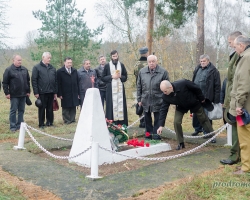 Заупокойная лития у воинского захоронения на Фолюше 5 ноября 2018