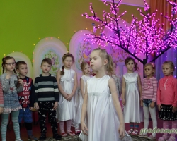 Встреча Рождества в детском саду 85