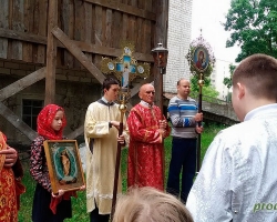 Крестный-ход-26-мая 2019-Икону-несёт-Крылова-Анна