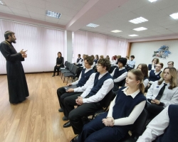 photo_5361986113662294293_y